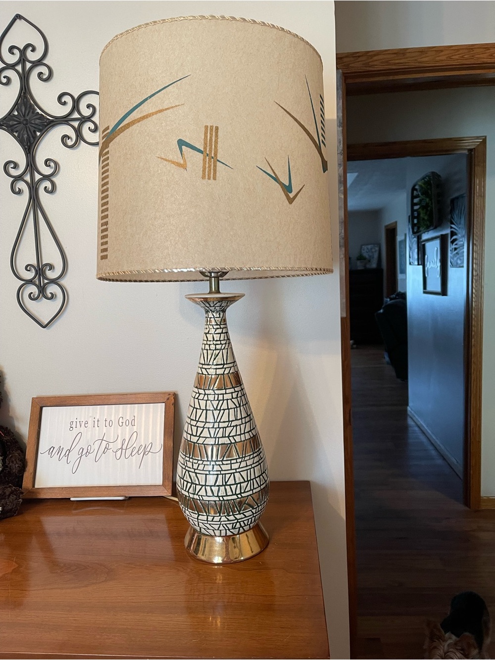 Handcrafted Geometric Ceramic Table Lamp - Cream and Gold mid century modern
